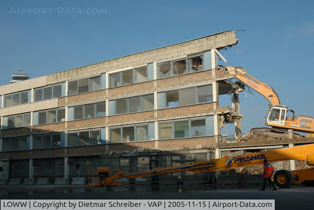 Vienna International Airport, Vienna Austria (LOWW) - Vienna Airport