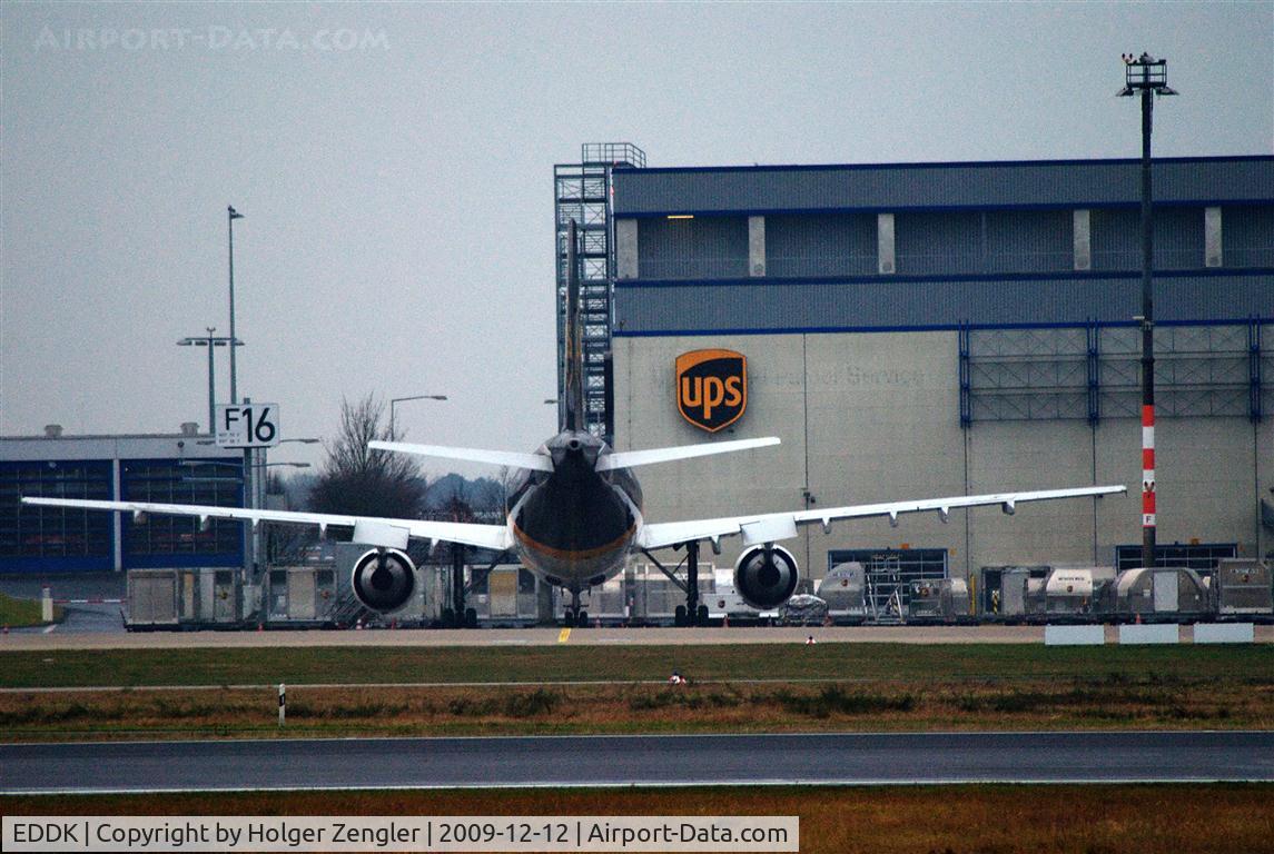 Cologne Bonn Airport, Cologne/Bonn Germany (EDDK) - View over the runways to UPS area.