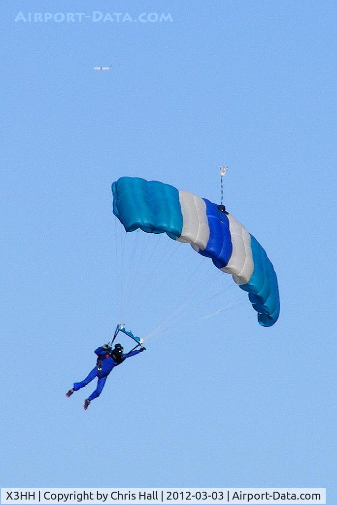 X3HH Airport - at the Hinton Skydiving Centre