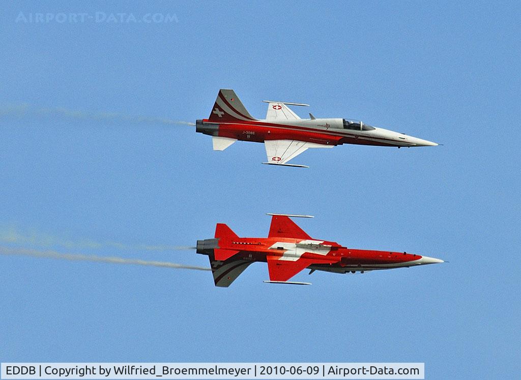 Berlin Brandenburg International Airport, Berlin Germany (EDDB) - Patrouille Suisse at ILA 2010 Berlin
