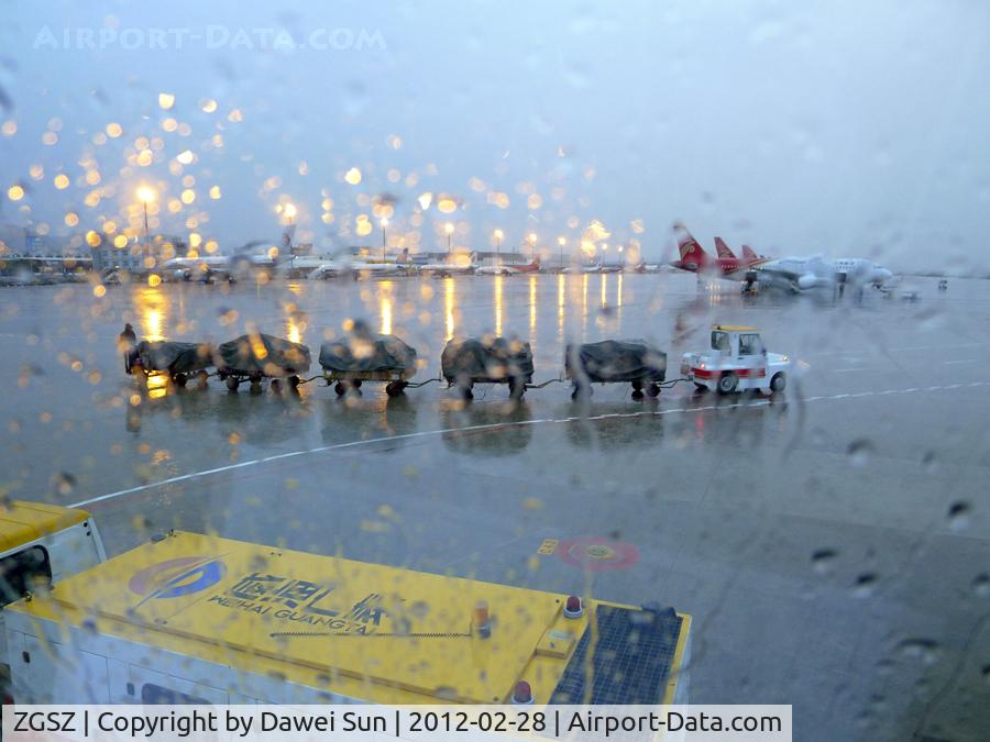 Shenzhen Bao'an International Airport, Shenzhen, Guangdong China (ZGSZ) - rainy