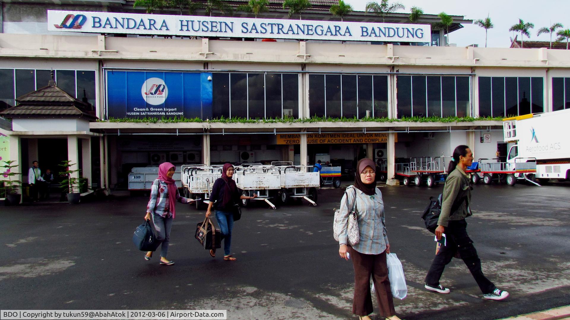 Husein Sastranegara Airport, Bandung, West Java Indonesia (BDO) - Husein Sastranegara International Airport (Indonesian: Bandar Udara Internasional Husein Sastranegara) (IATA: BDO, ICAO: WICC) 