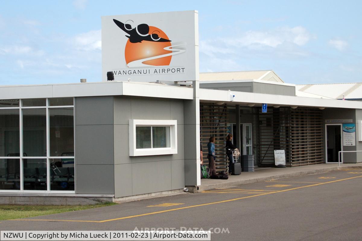 Wanganui Airport, Wanganui New Zealand (NZWU) - Wanganui arrivals
