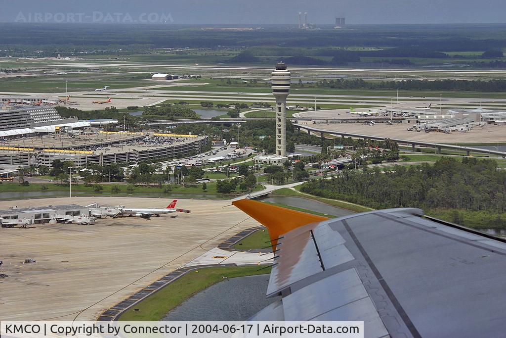 Orlando International Airport (MCO) - Short after take off on flight UA1564 to Washington.