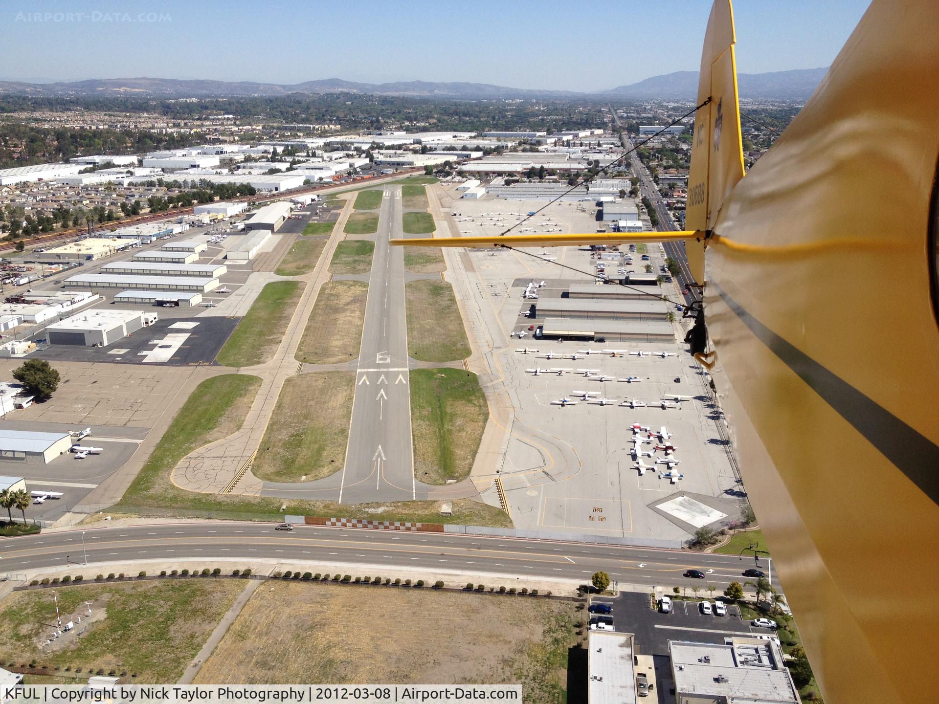 Fullerton Municipal Airport (FUL) - Departure off RWY 24