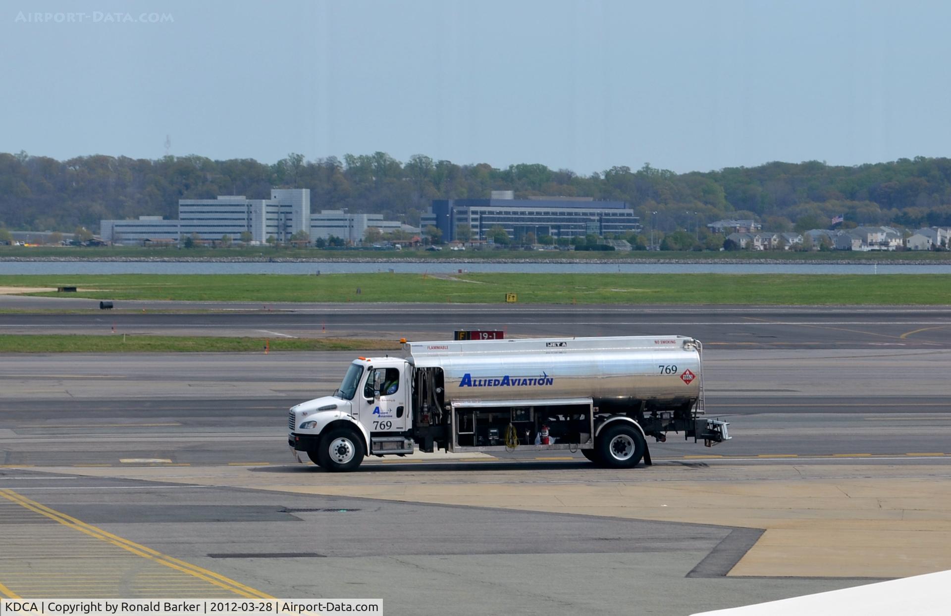 Ronald Reagan Washington National Airport (DCA) - Fuel truck 769