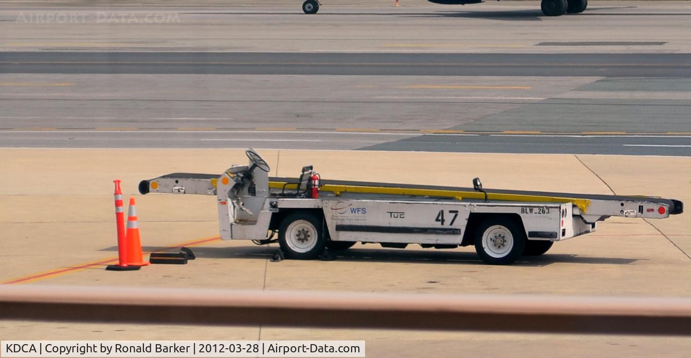 Ronald Reagan Washington National Airport (DCA) - Baggage conveyor