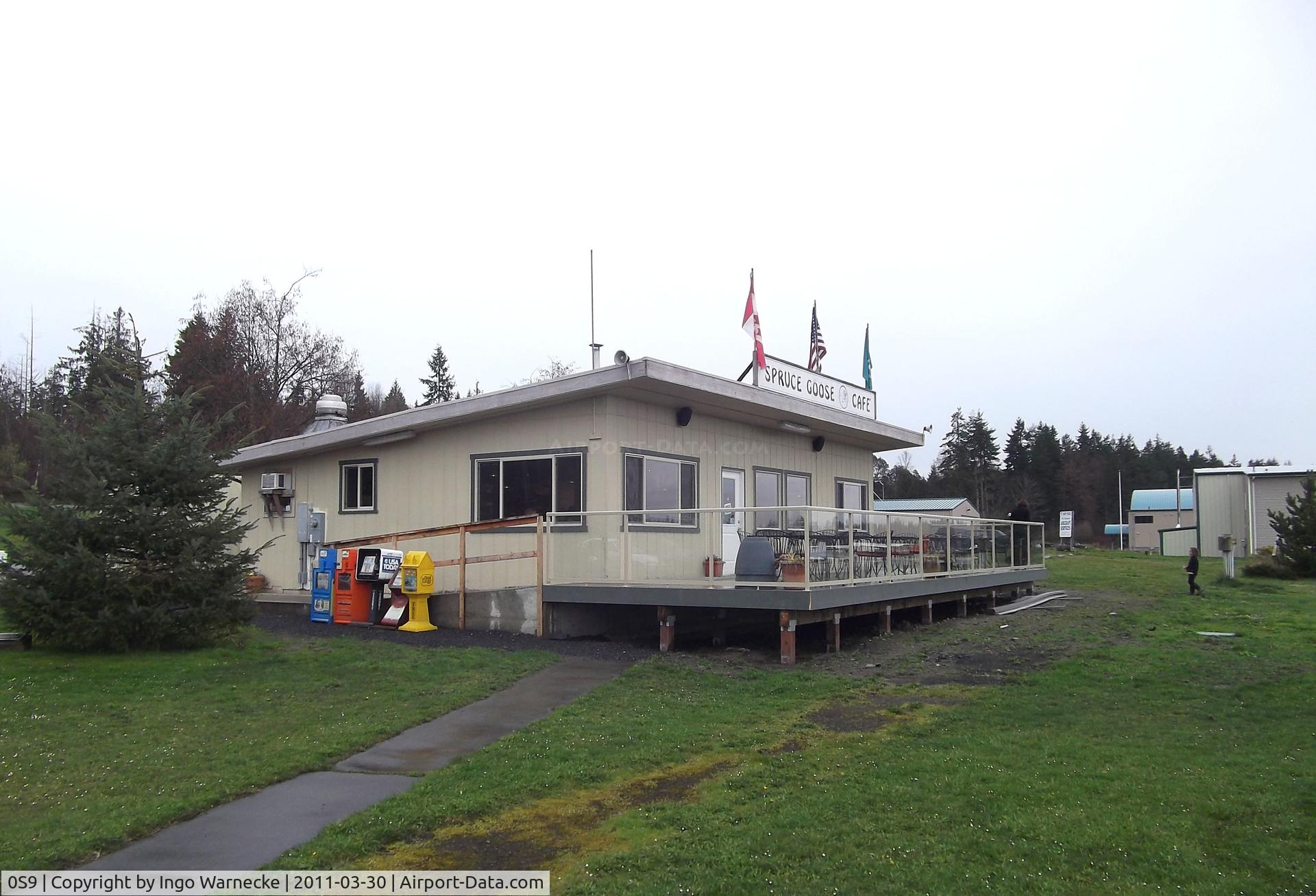 Jefferson County International Airport (0S9) - The Spruce Goose, good food at Jefferson County Intl Airport, Port Townsend WA