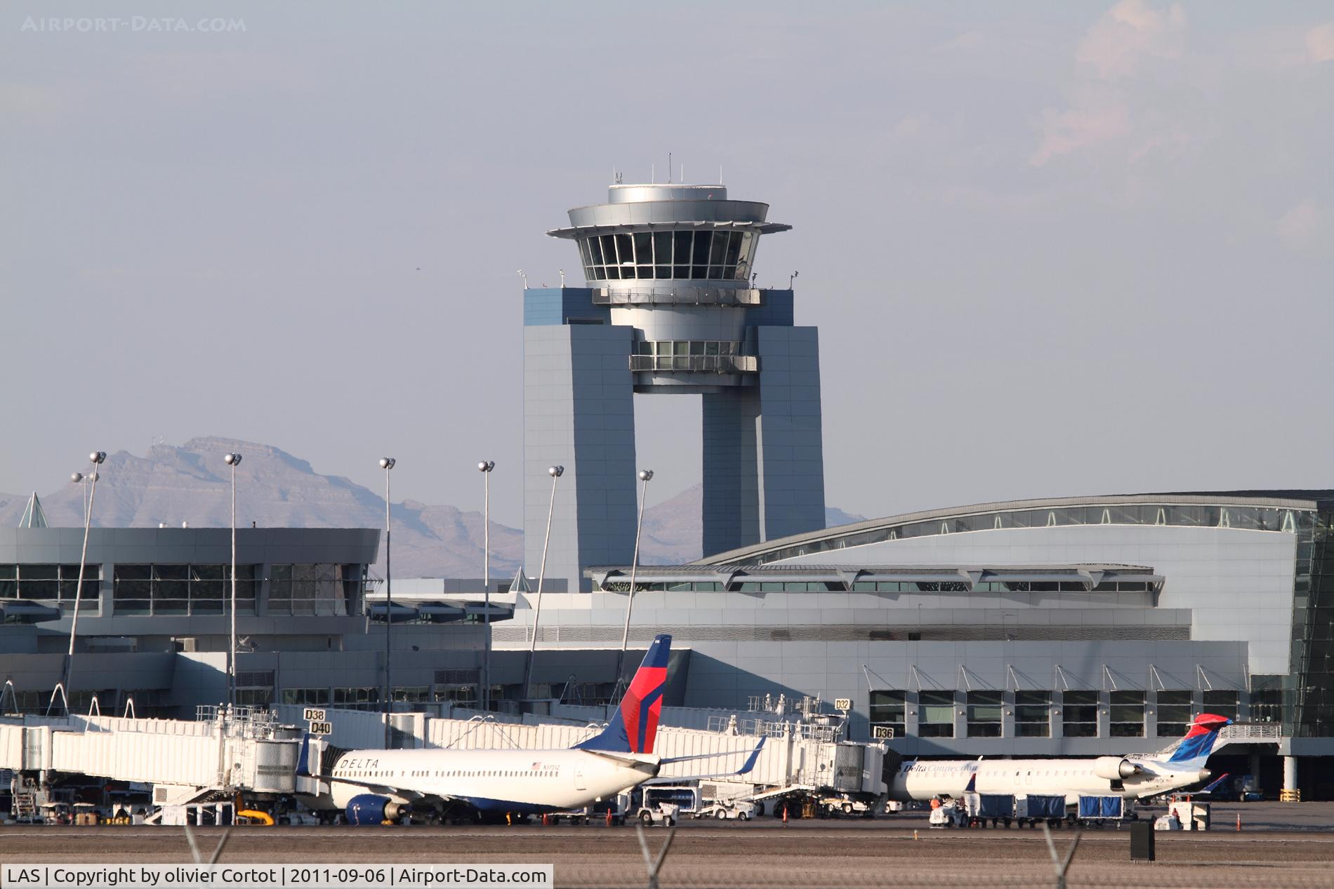 Harry Reid International Airport (LAS) - the tower