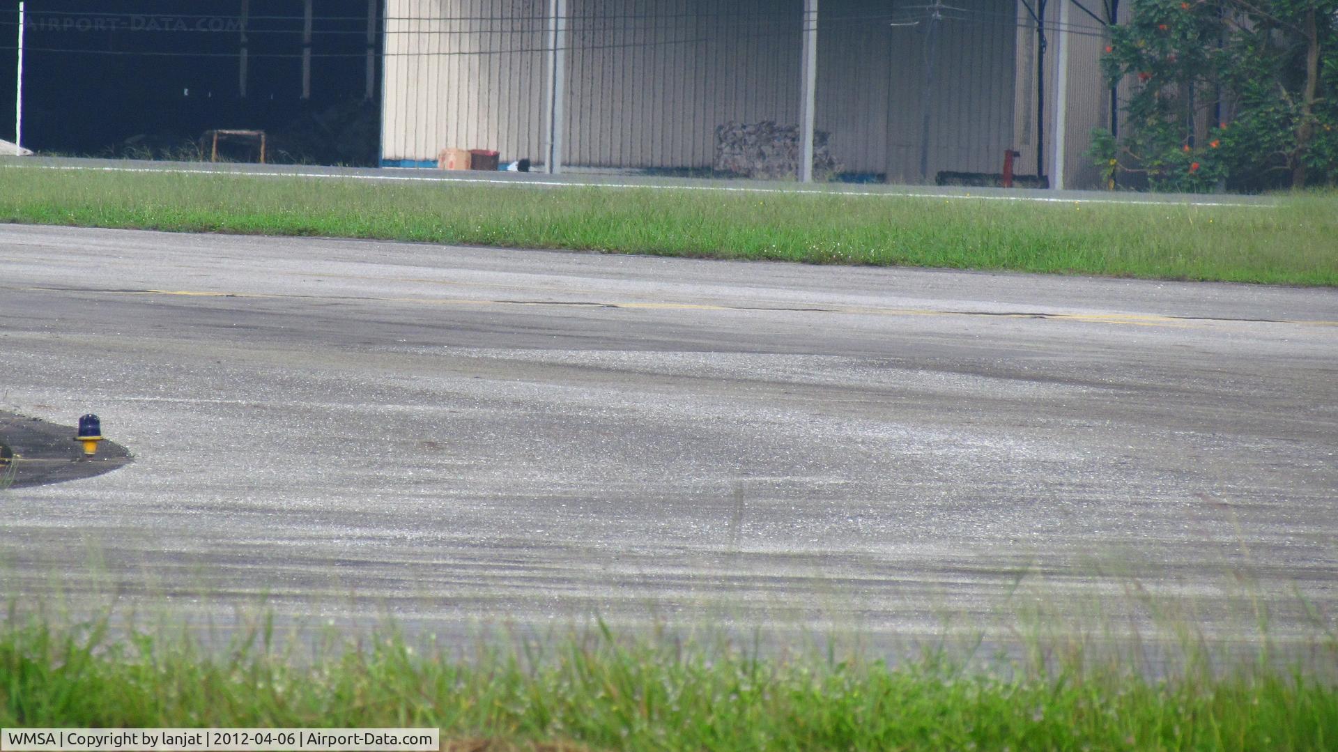 Sultan Abdul Aziz Shah Airport, Subang Jaya, Selangor Malaysia (WMSA) - Gate J-33-15
