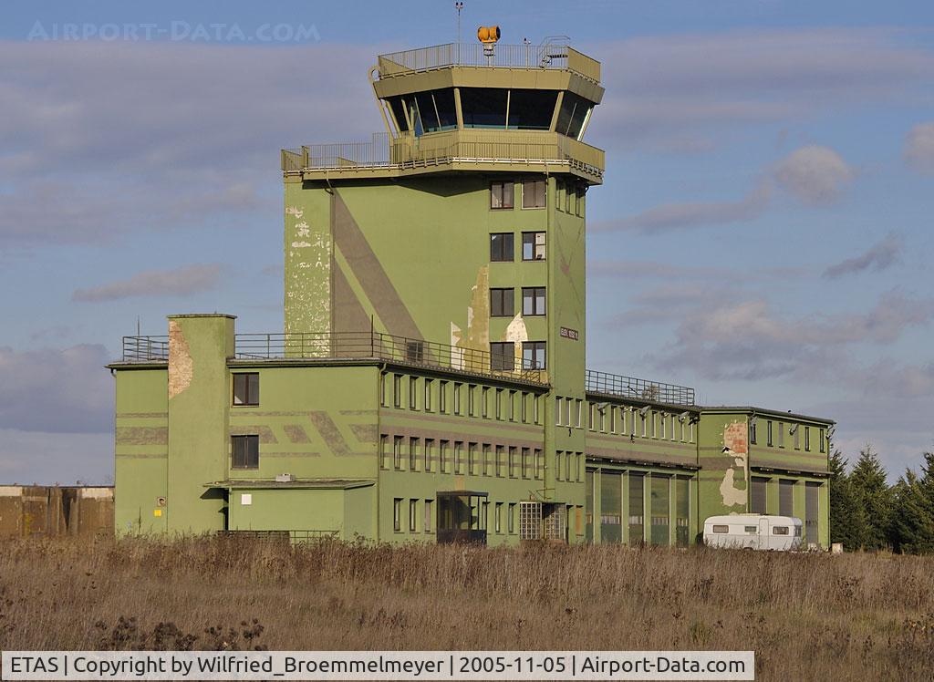 Sembach Airport, Sembach Germany (ETAS) - The Tower at Sembach Air Base. Would be a very nice Building for a museum !