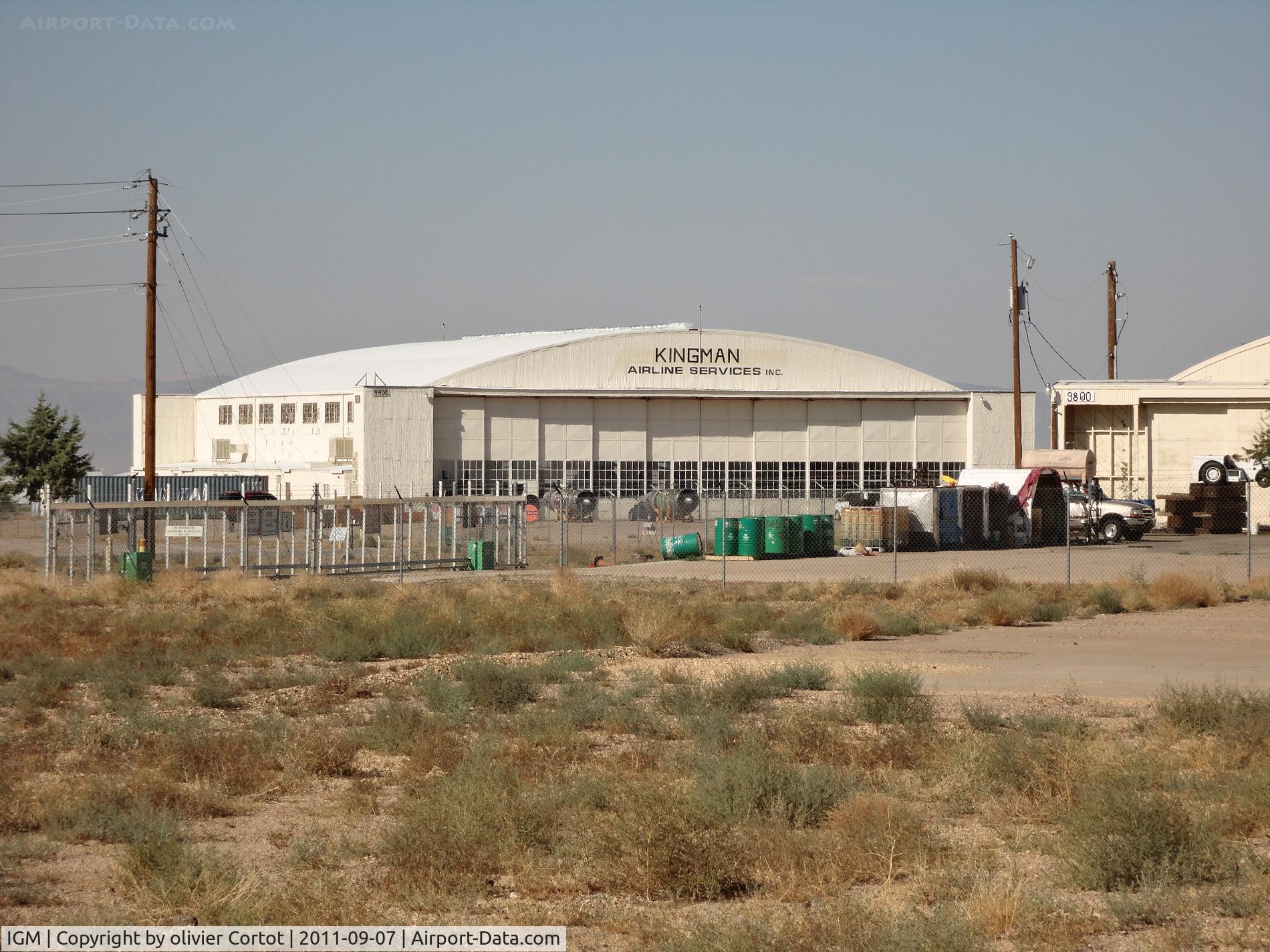 Kingman Airport (IGM) - one of the old hangars at Kingman
