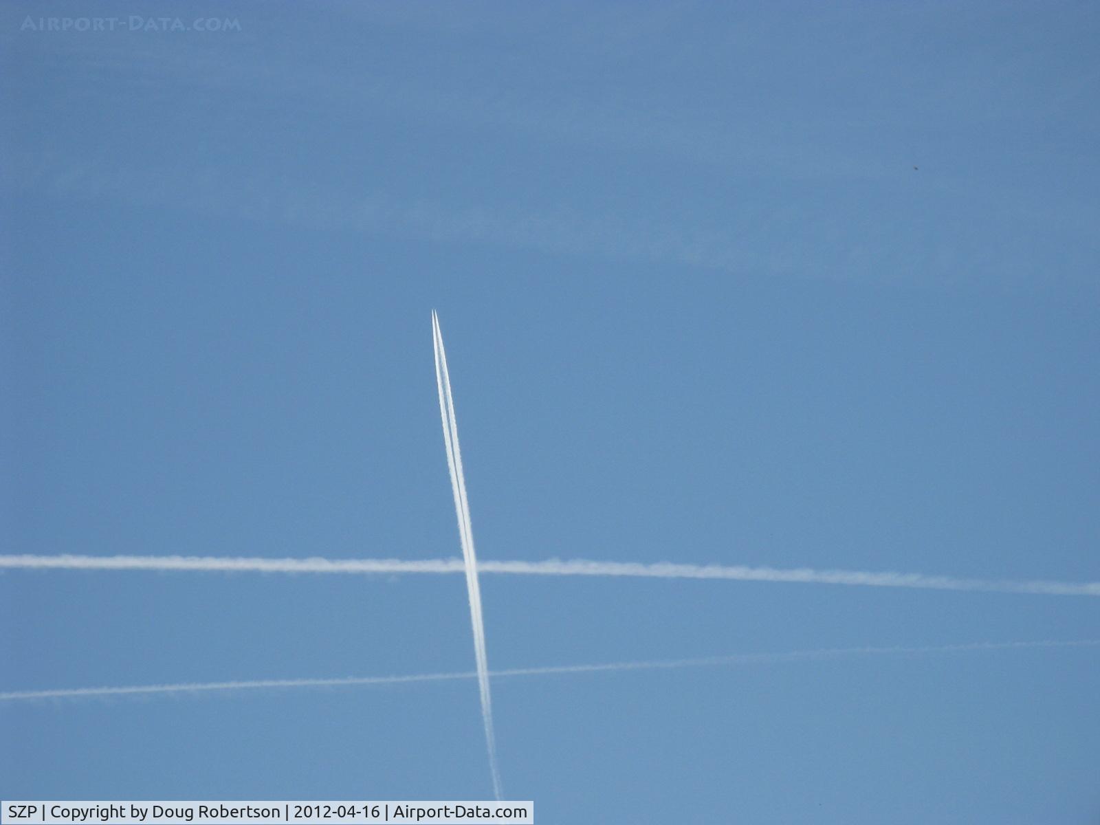Santa Paula Airport (SZP) - Jet contrails past SZP Rwy 04-22; upper is in unusual heading