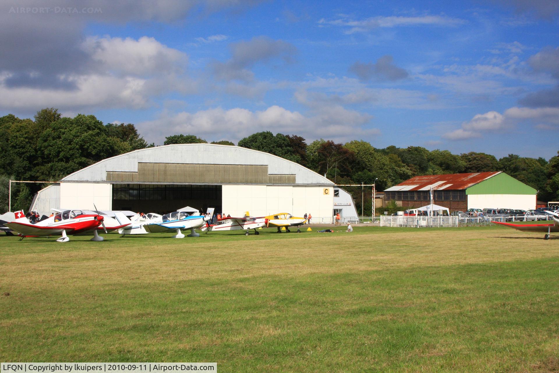 Saint-Omer Wizernes Airport, Saint-Omer France (LFQN) - The field  has one German built hangar  It is situated in the Northwest of France near Calais.