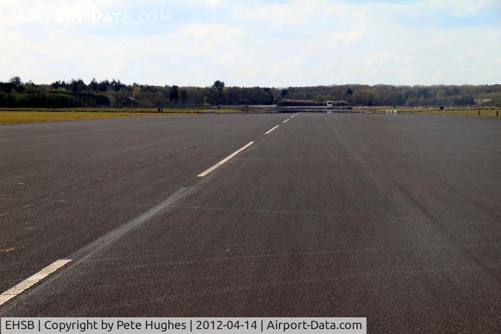Soesterberg Air Base Airport, Soesterberg Netherlands (EHSB) - Looking down the Soesterberg main runway