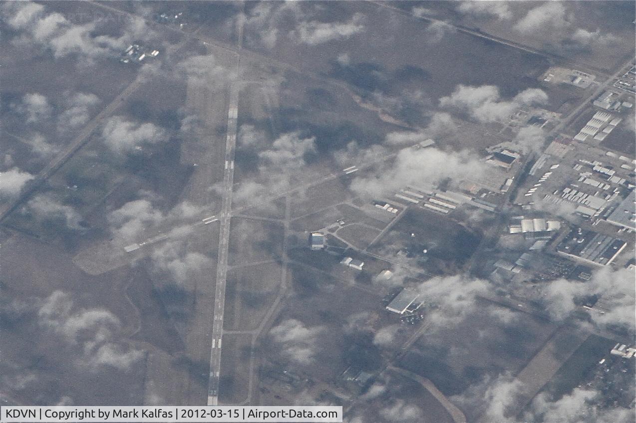 Davenport Municipal Airport (DVN) - Davenport, Iowa - Davenport Municipal Airport as seen from 36,000' on a 255 heading from UAL284.