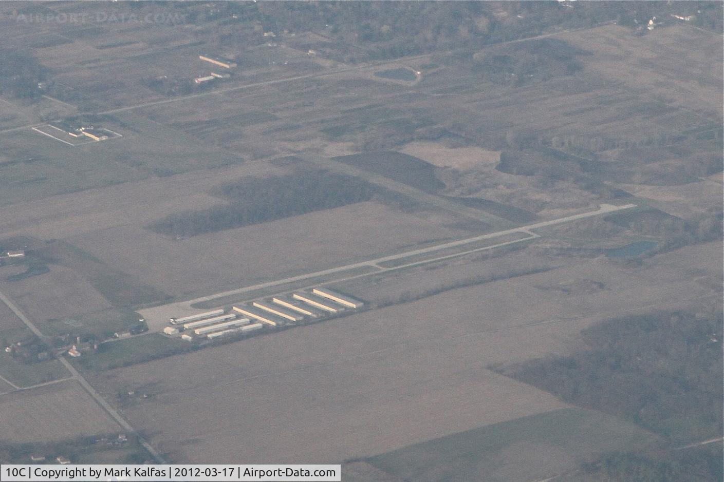 Galt Field Airport (10C) - Wonder Lake, Illinois - Galt Field as seen on a 121 heading descending through 8,900' on the JVL5 arrival into O'Hare.