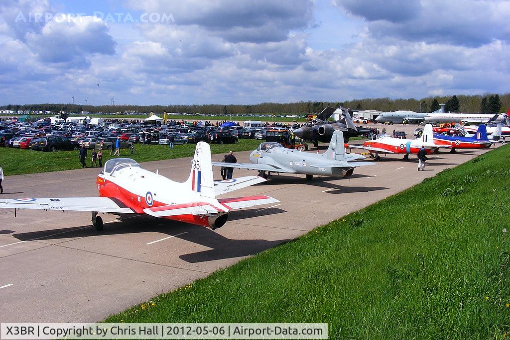 X3BR Airport - Cold War Jets open day at Bruntingthorpe