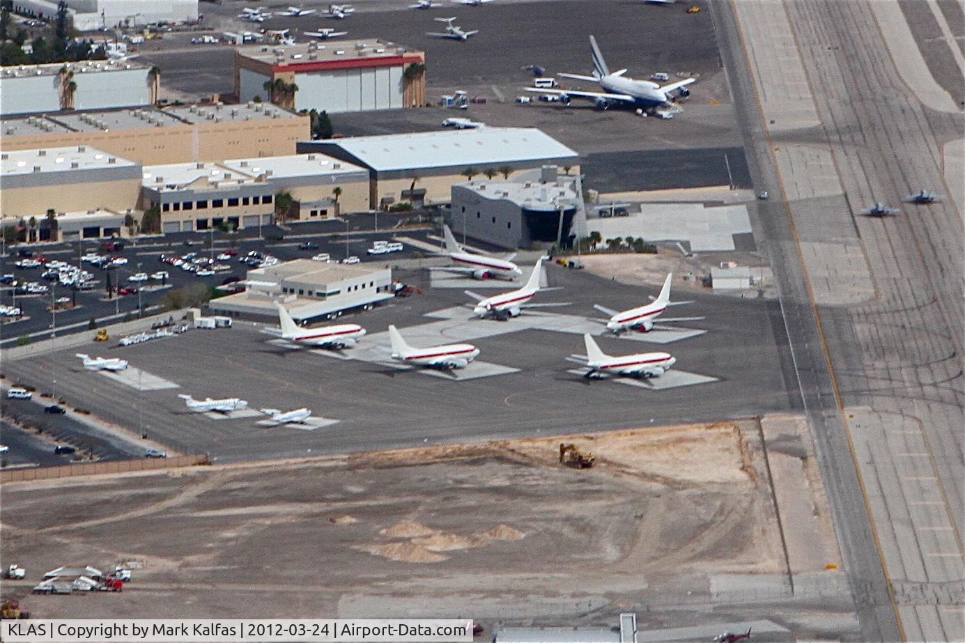 Harry Reid International Airport (LAS) - JANET Gold Coast Terminal, on a Saturday morning departure from RWY 25R KLAS, it appears that all the birds are in the nest with the exception of two Beech King Air 200's.