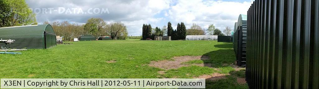 X3EN Airport - Panoramic view of the hangars at Shenstone Hall Airfield