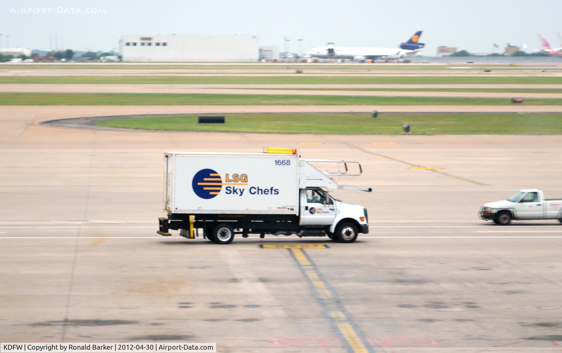 Dallas/fort Worth International Airport (DFW) - Sky Chef 1668