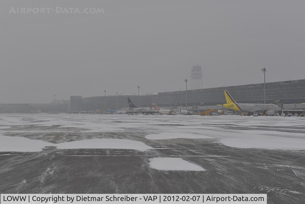 Vienna International Airport, Vienna Austria (LOWW) - Snow on Apron