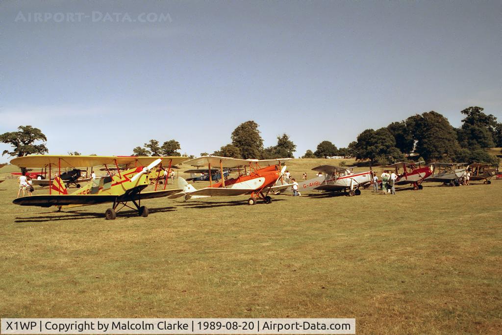 X1WP Airport - Without doubt one of the most scenic of UK annual air days, this the 1989 De Havilland Moth Rally held in the park lands of Woburn Abbey in Bedfordshire.