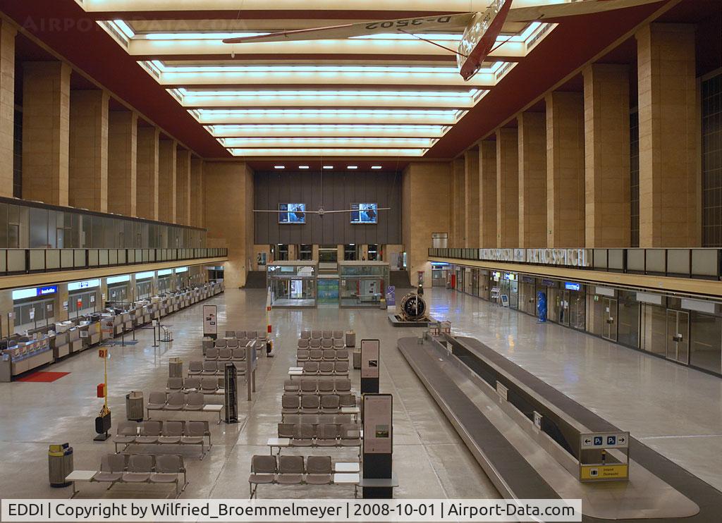 Tempelhof International Airport (closed), Berlin Germany (EDDI) - Picture made just one month before closing in 2008.
This is the arrival and departure area at Tempelhof.