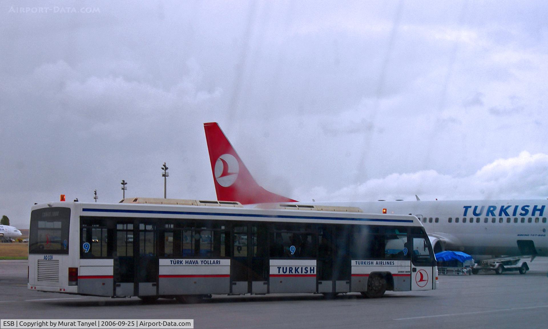 Ankara Esenbo?a International Airport, Ankara Turkey (ESB) - A THY bus taking passengers to their plane