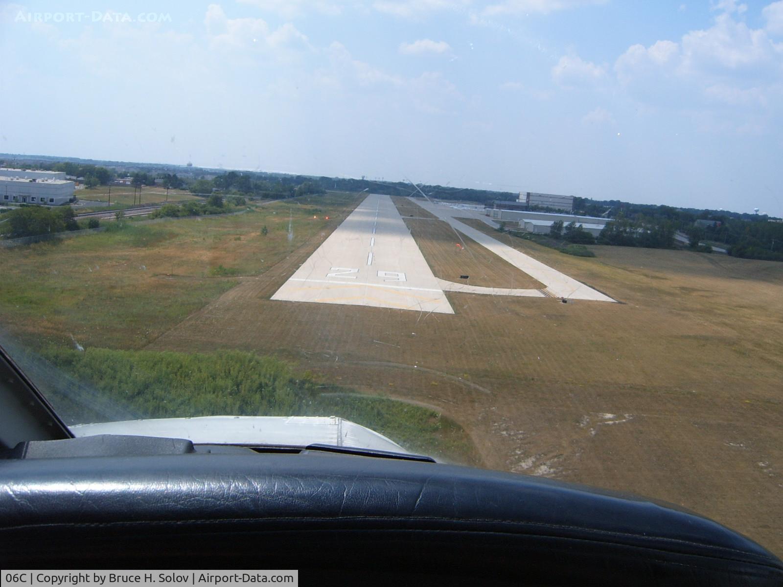 Schaumburg Regional Airport (06C) - An approach to Runway 29 when I went flying with my brother