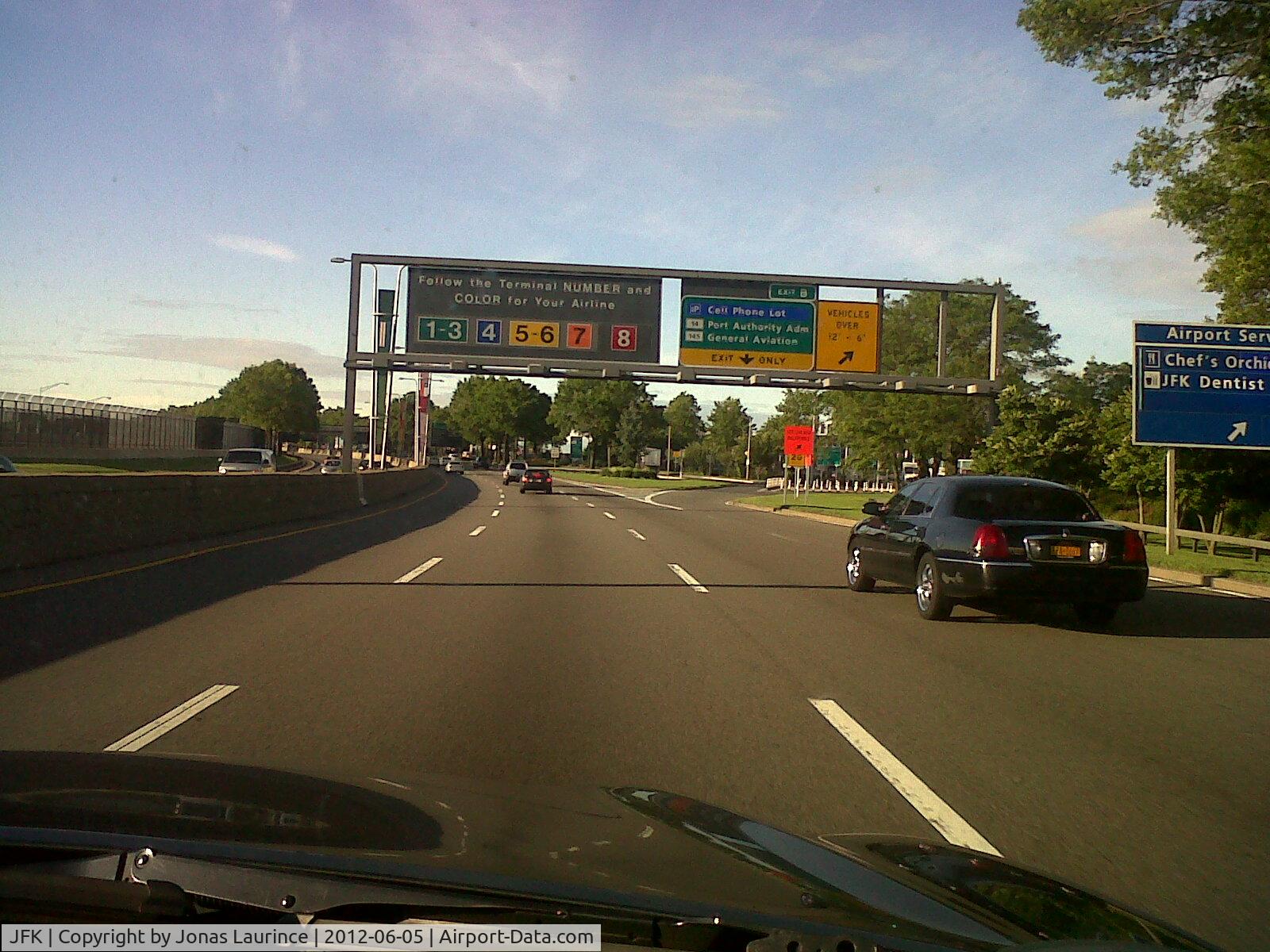 John F Kennedy International Airport (JFK) - To the JFK Intl Airport