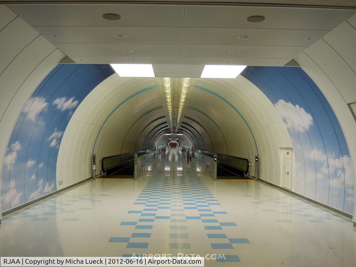 Narita International Airport (New Tokyo), Narita, Chiba Japan (RJAA) - Connection between Terminals