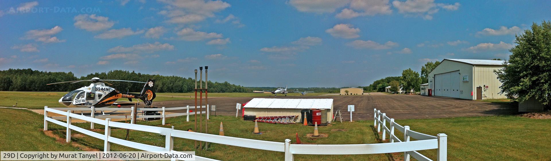 Grove City Airport (29D) - A panoramic view