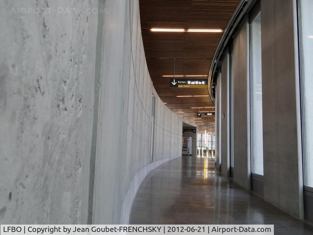 Toulouse Airport, Blagnac Airport France (LFBO) - new terminal