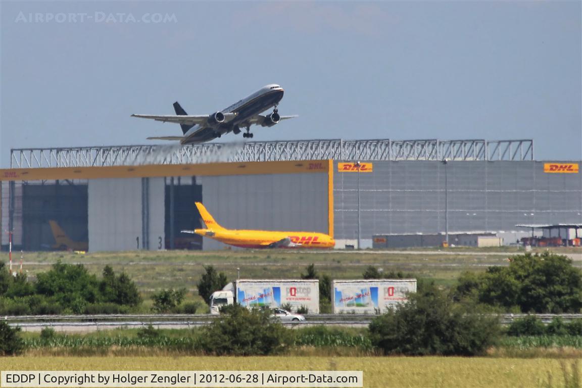 Leipzig/Halle Airport, Leipzig/Halle Germany (EDDP) - Unusual outbound traffic on rwy 26L with a load of government issues on board....