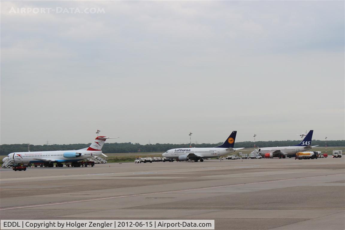 Düsseldorf International Airport, Düsseldorf Germany (EDDL) - Apron for smaller aircrafts.....