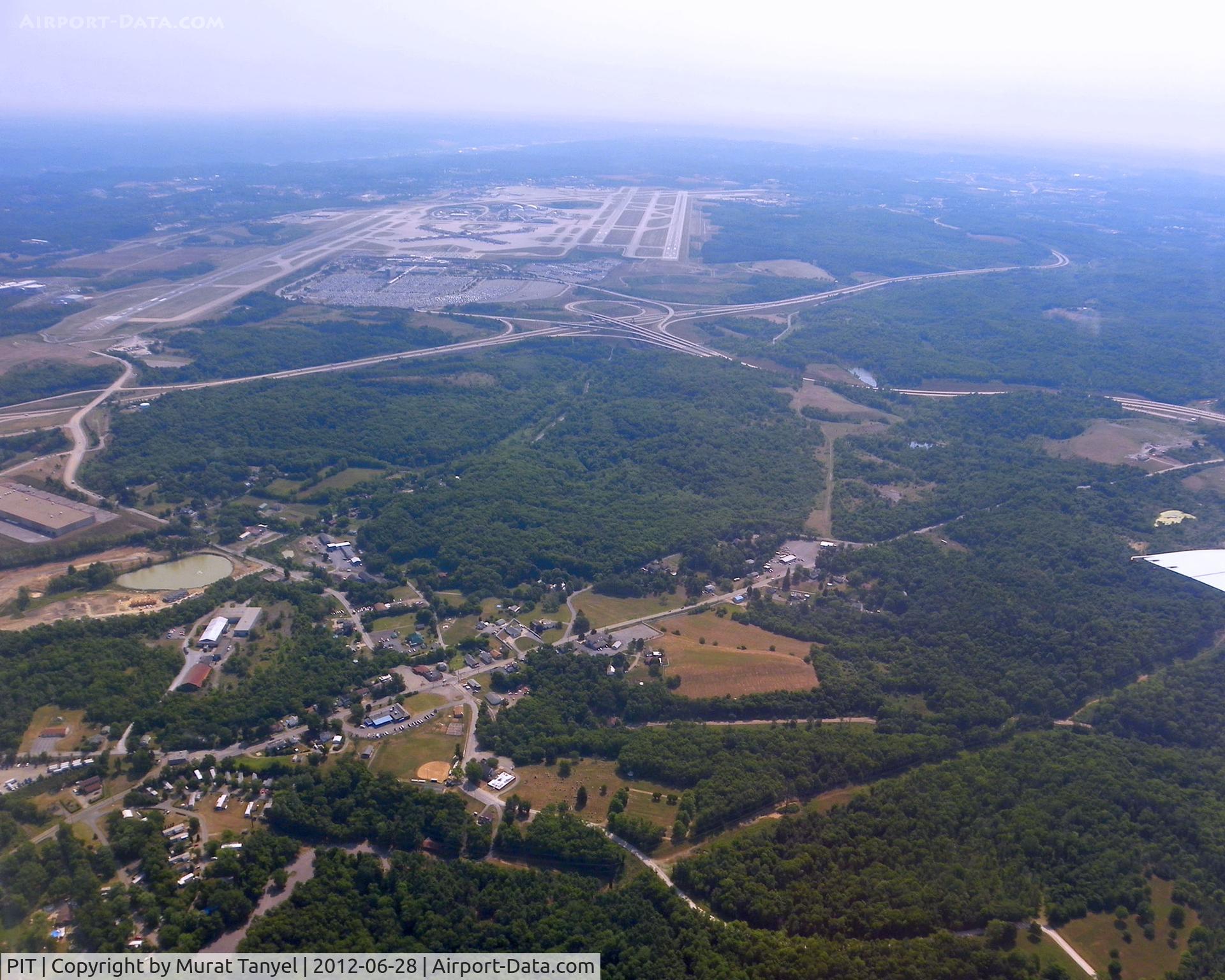Pittsburgh International Airport (PIT) - Climbing from PIT