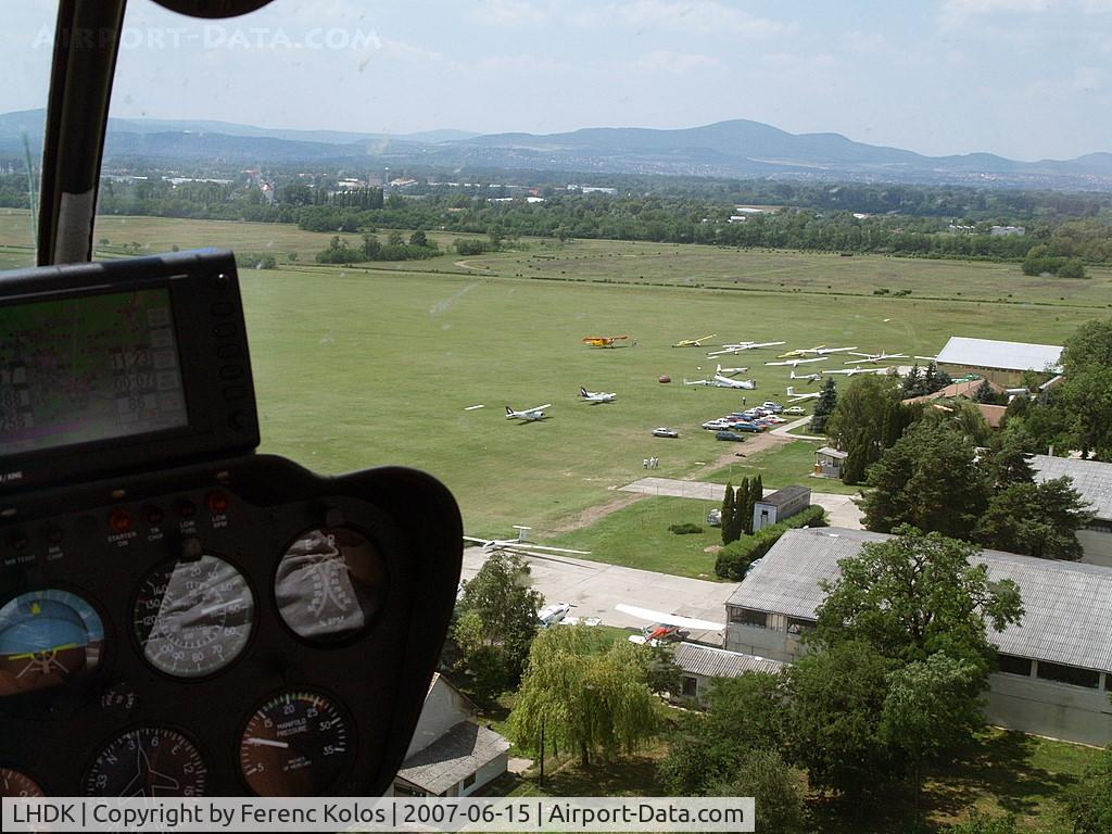 LHDK Airport - Dunakeszi