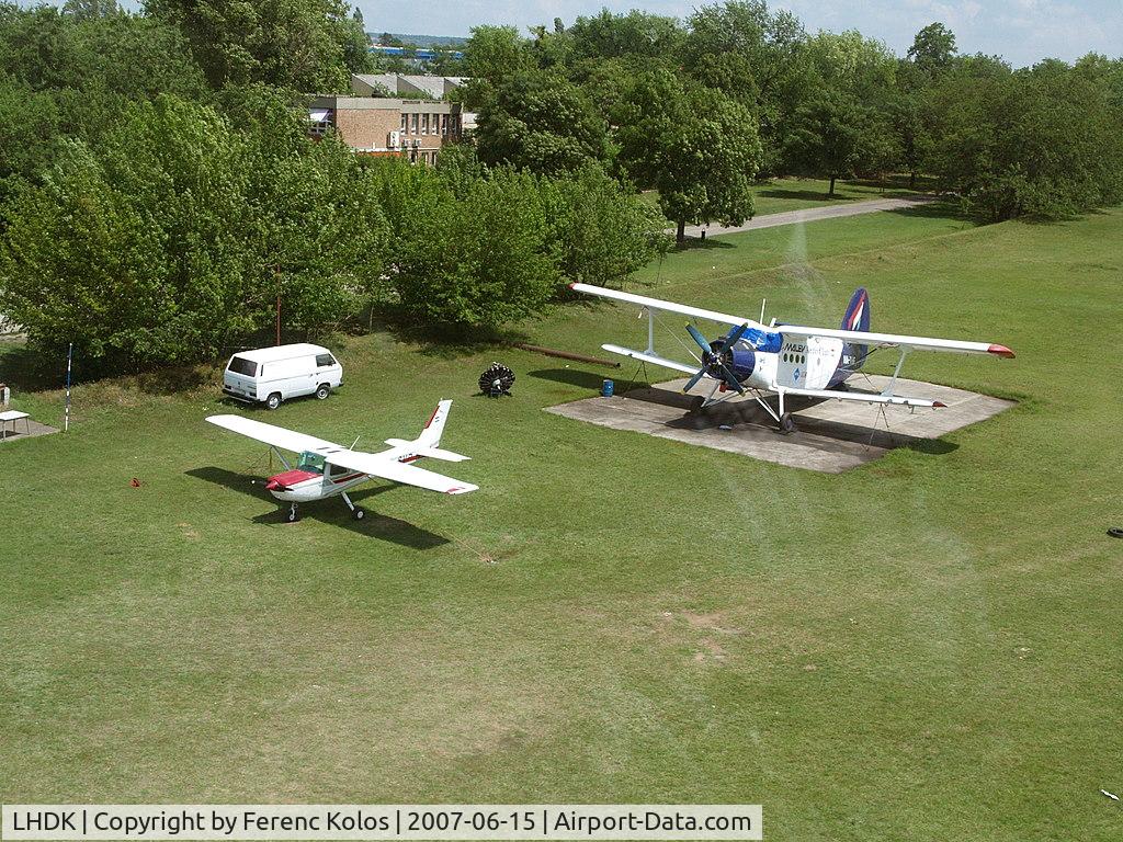 LHDK Airport - Dunakeszi