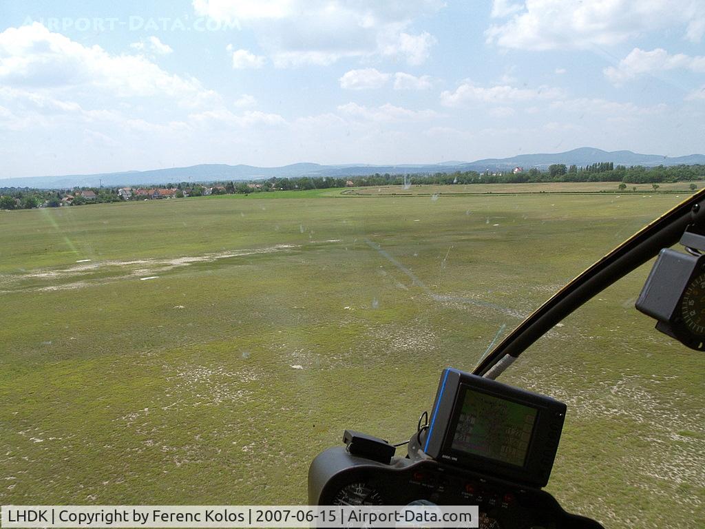 LHDK Airport - Dunakeszi