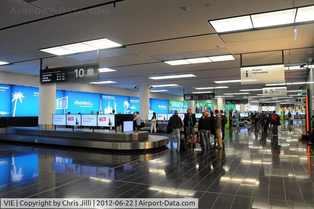 Vienna International Airport, Vienna Austria (VIE) - Terminal 3 - Skylink - Check-in 3