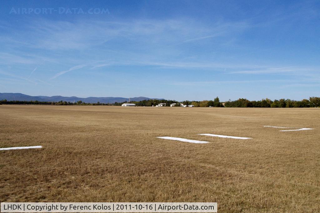 LHDK Airport - Dunakeszi