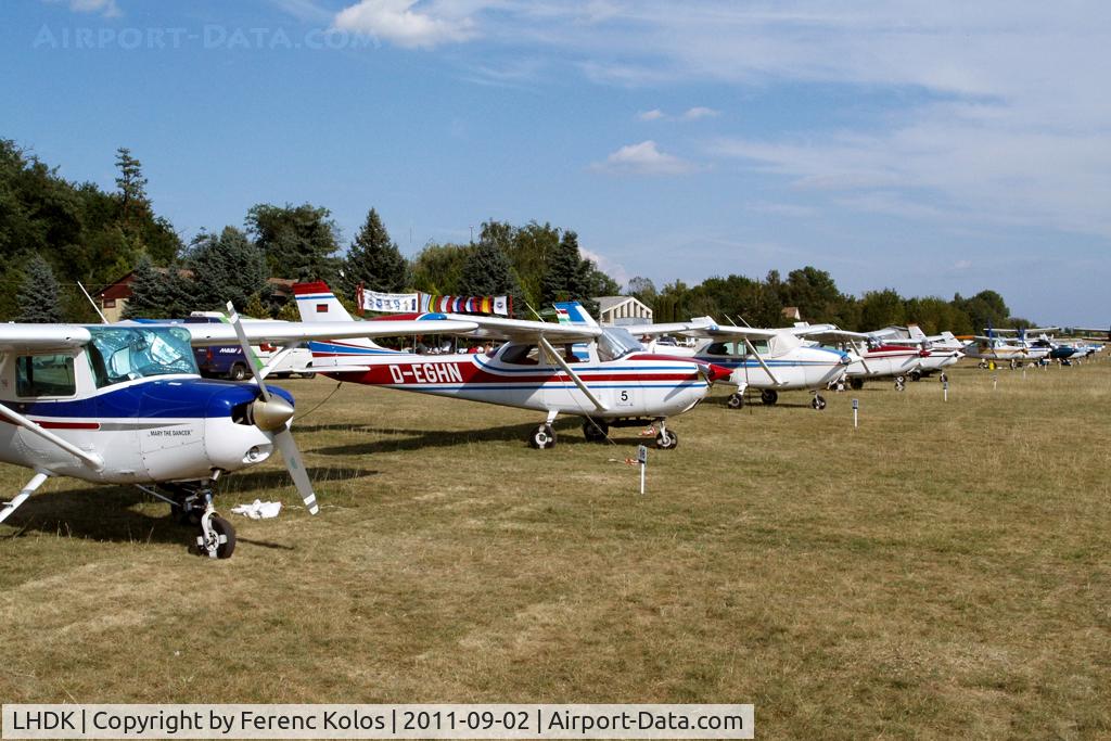 LHDK Airport - Dunakeszi