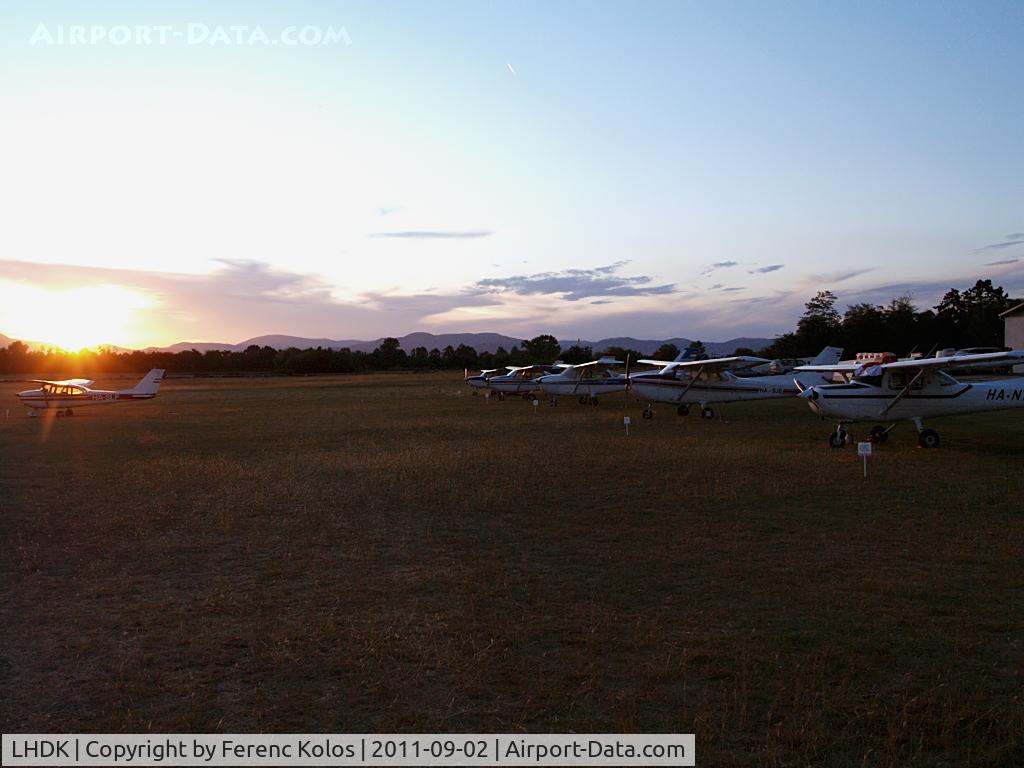 LHDK Airport - Dunakeszi