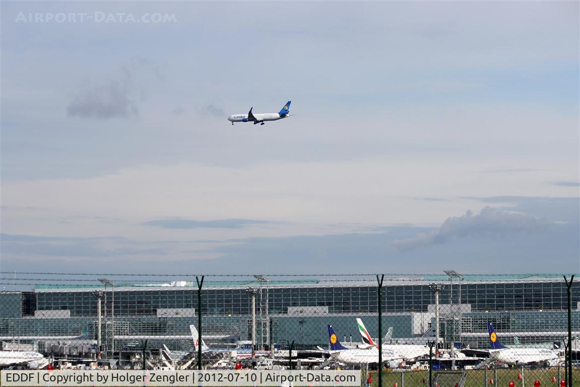 Frankfurt International Airport, Frankfurt am Main Germany (EDDF) - Inbound traffic for rwy 25R and western apron at terminal 2...