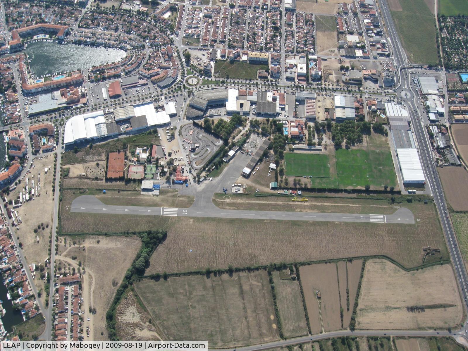 LEAP, The airport of Ampuria Brava from above...