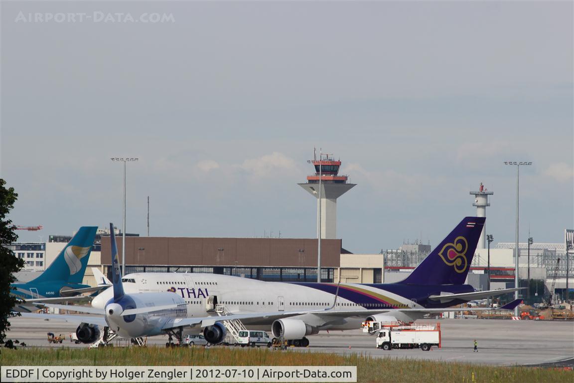 Frankfurt International Airport, Frankfurt am Main Germany (EDDF) - This part of FRA seems to me rather cluttered.....