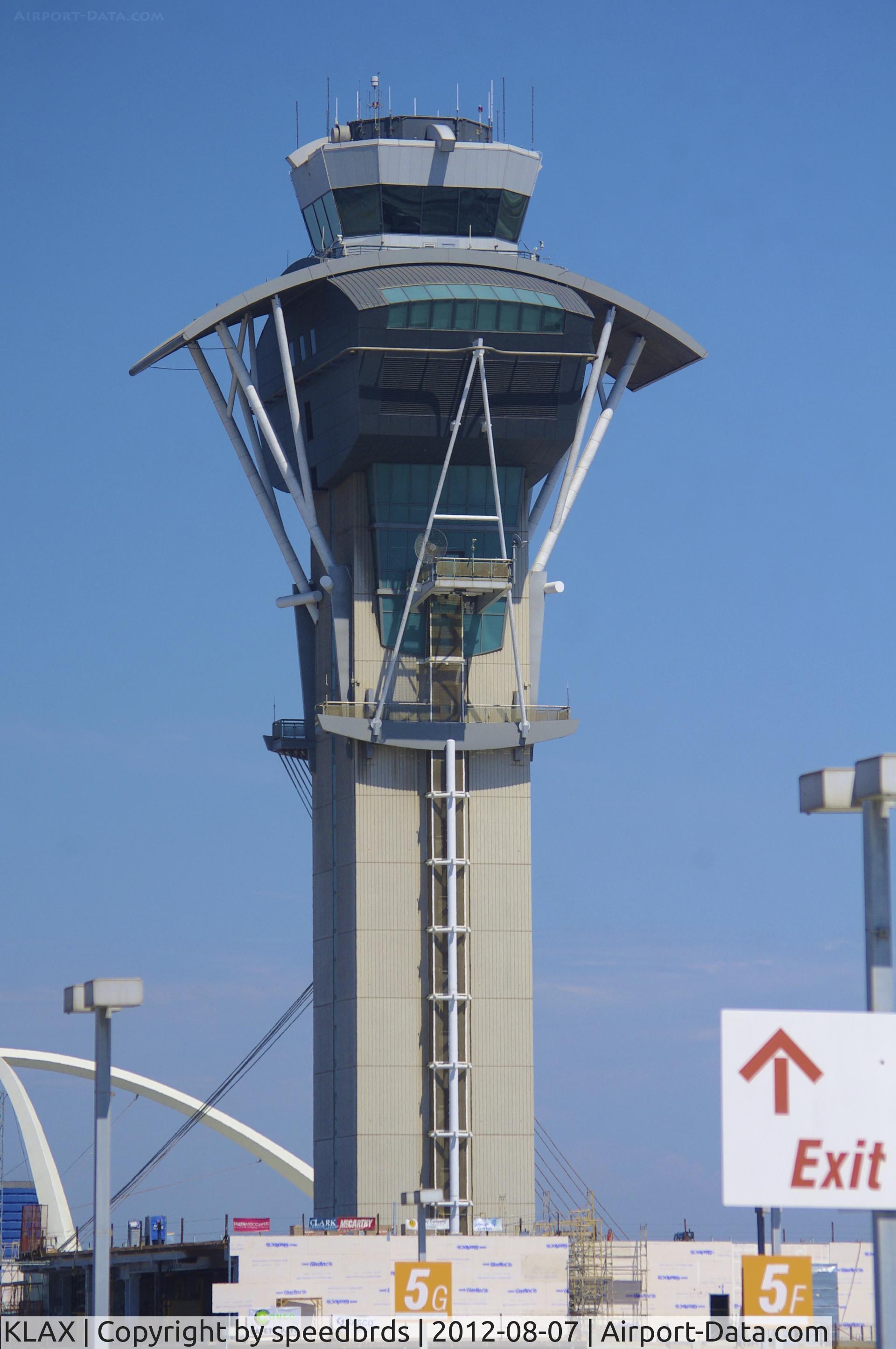 Los Angeles International Airport (LAX) - LAX control tower