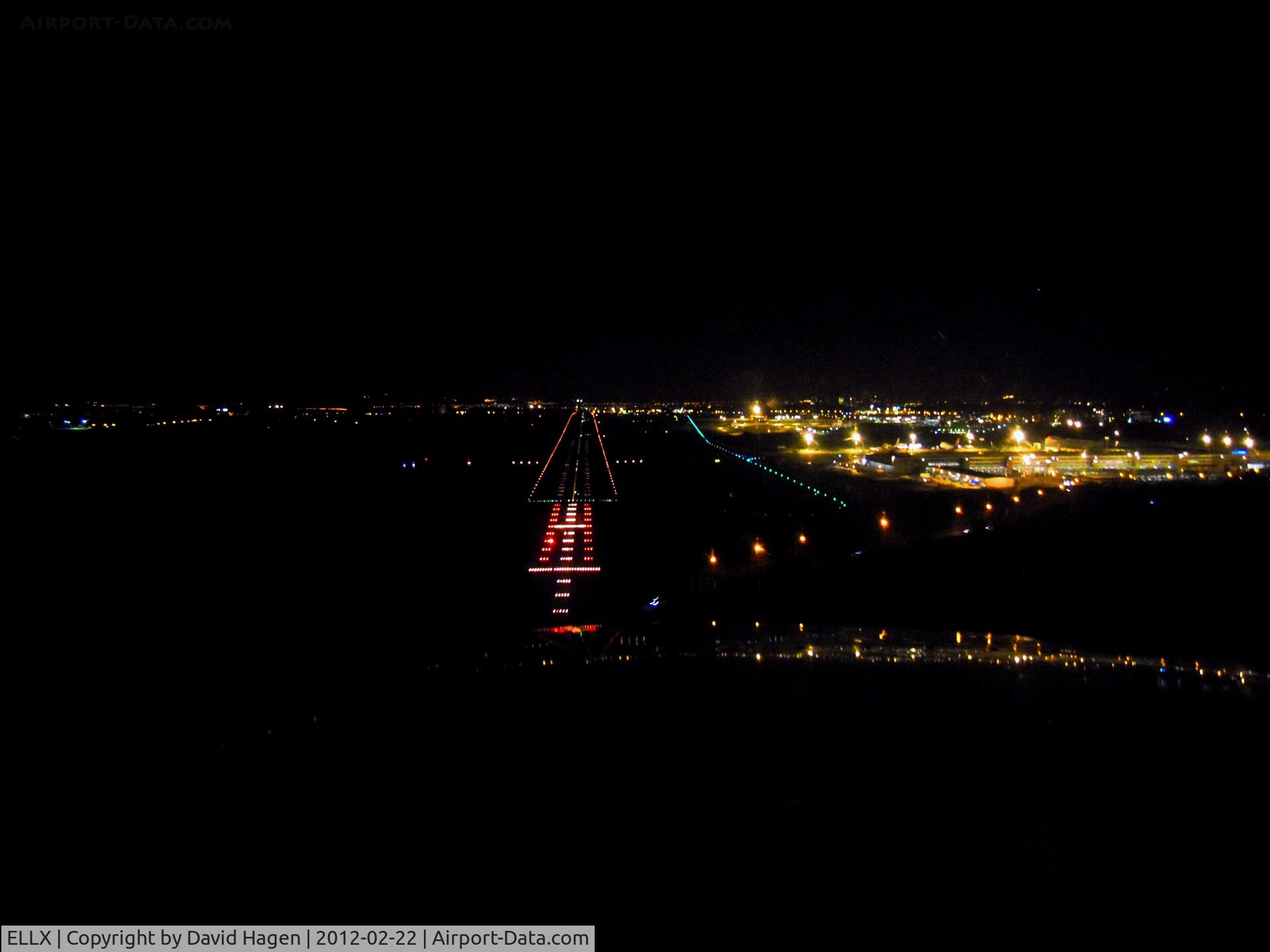 Luxembourg International Airport, Luxembourg Luxembourg (ELLX) - Final RWY 24