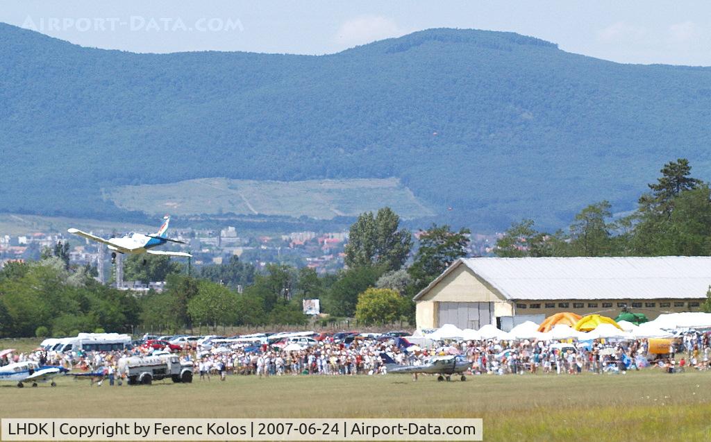 LHDK Airport - Dunakeszi